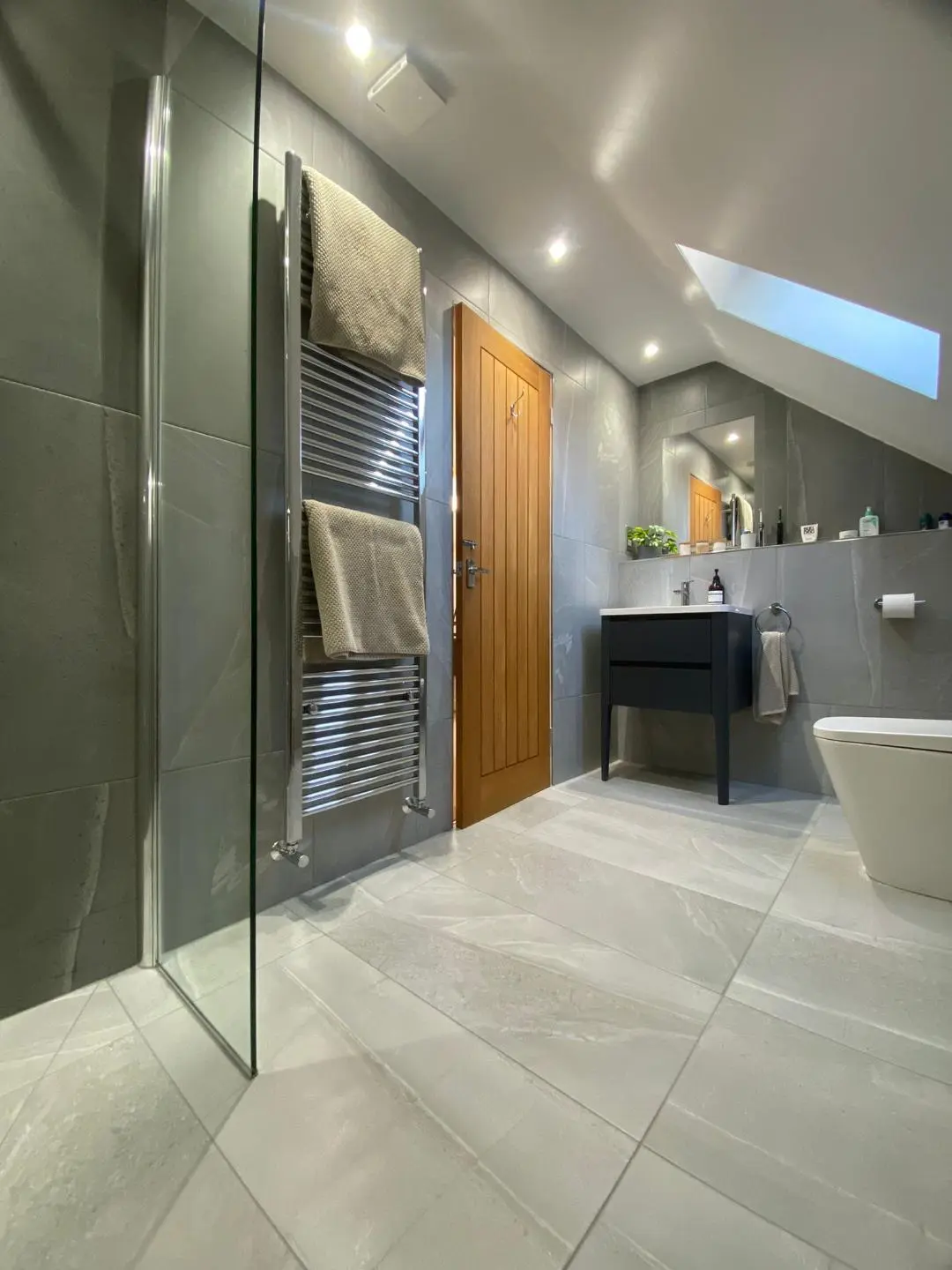 Grey Wetroom with Integrated mirror